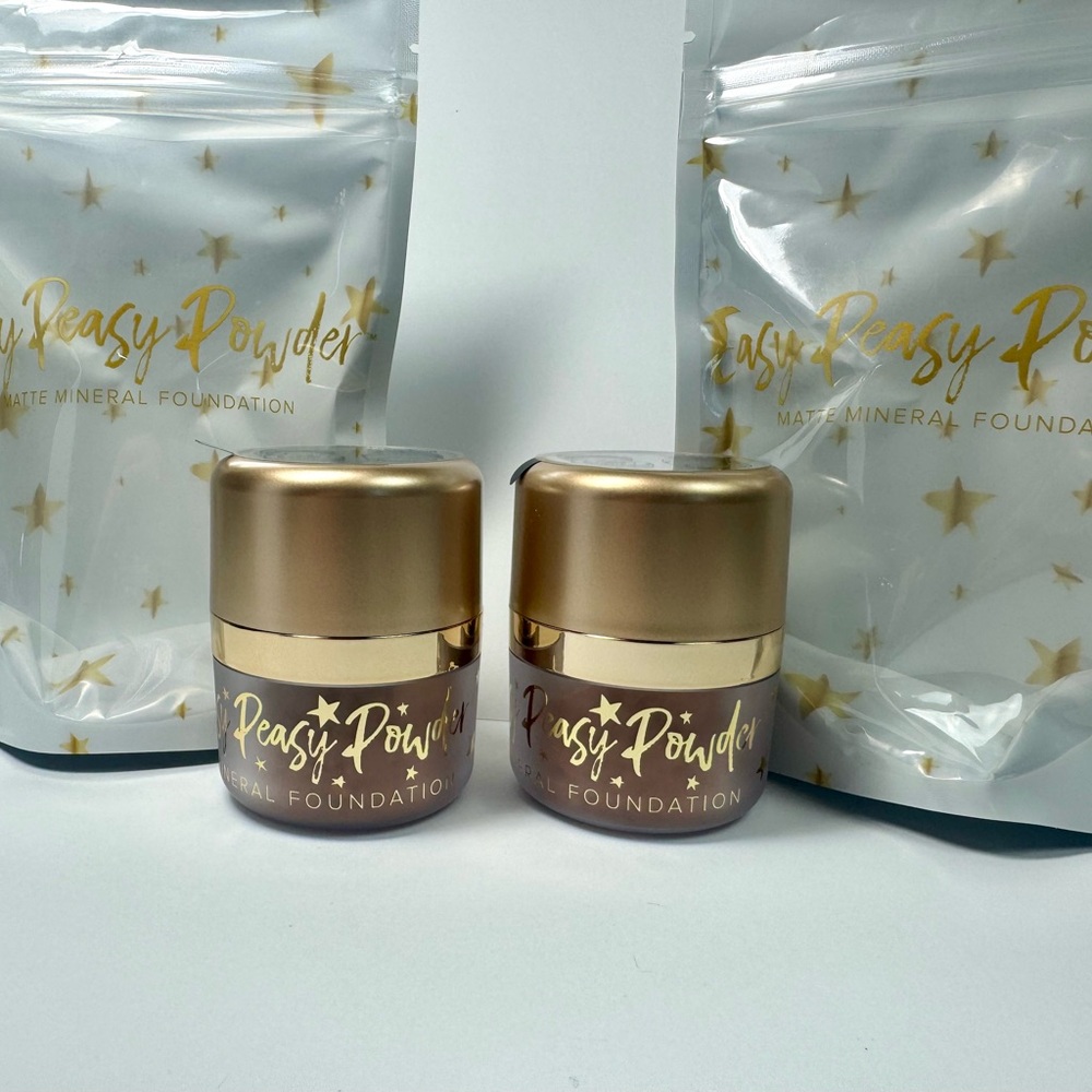 2 - Easy Peasy Mineral Powder Foundation in RICH